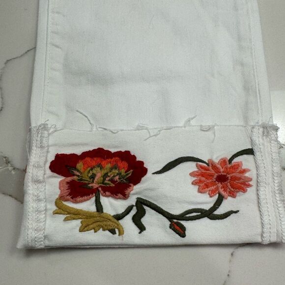 Driftwood Anthropology White cuffed jeans crops size 32 - Picture 5 of 15